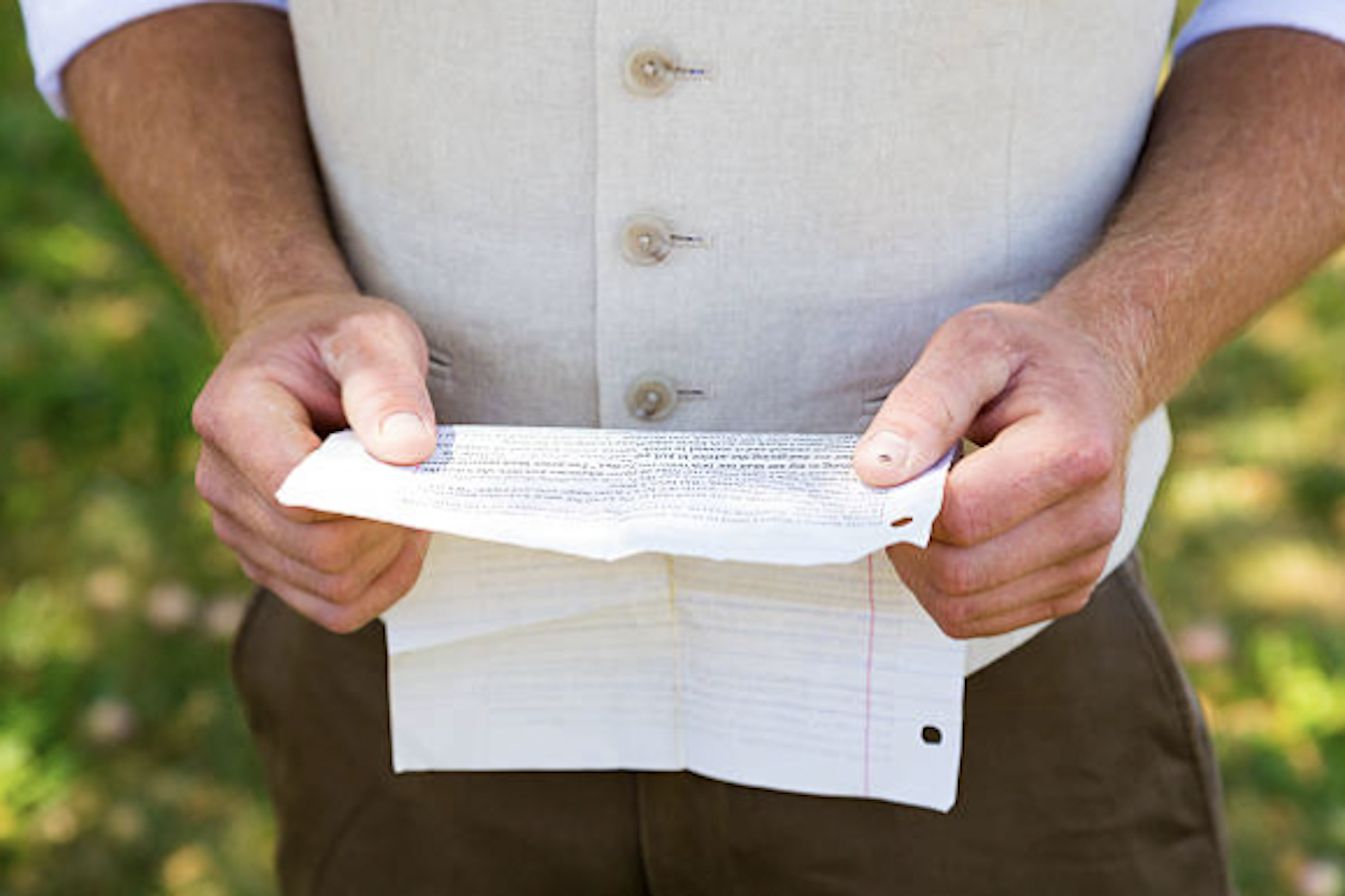 Honey, I Have No Clue What You’re Talking About—I Did NOT Use AI to Write My Wedding Vows thumbnail
